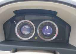 2010 VOLVO XC70 3.2