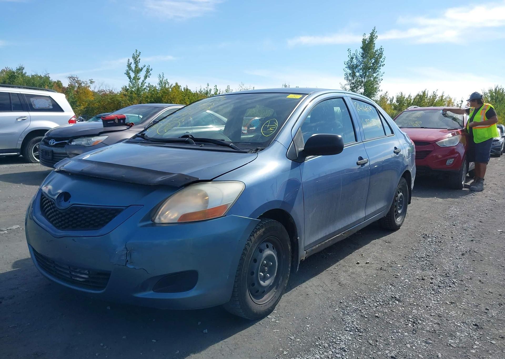 2009 TOYOTA YARIS