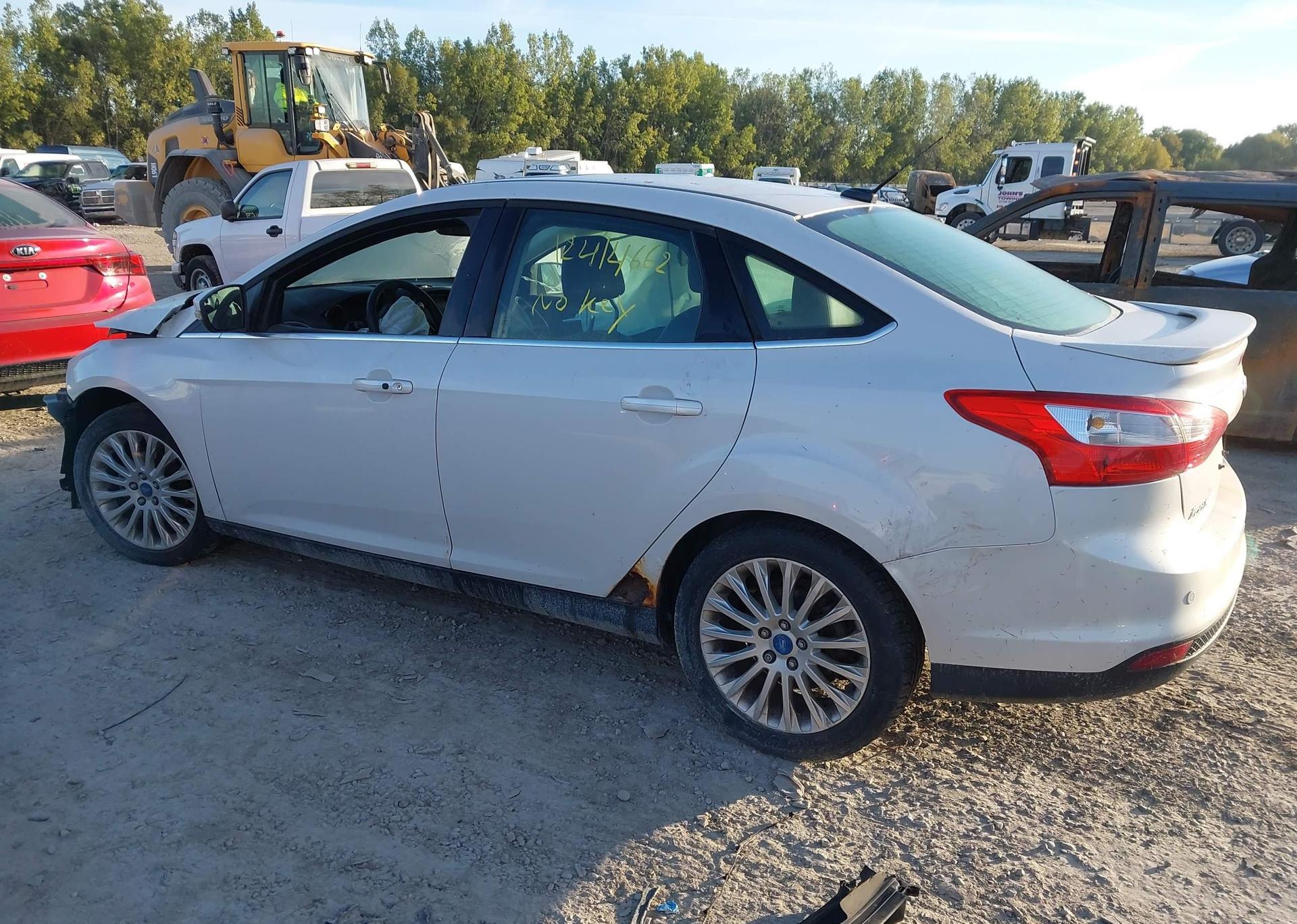2012 TOYOTA YARIS