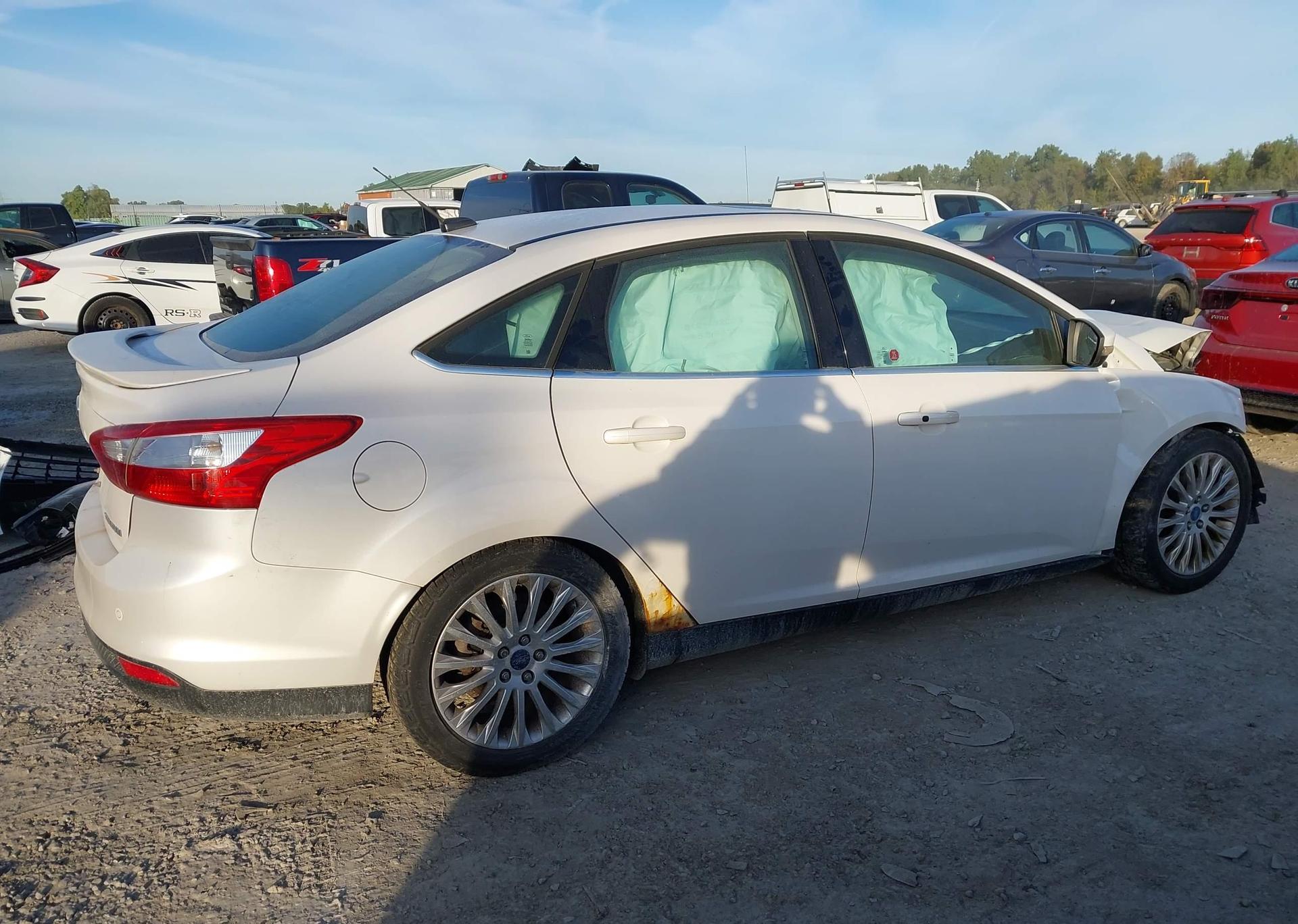 2012 TOYOTA YARIS
