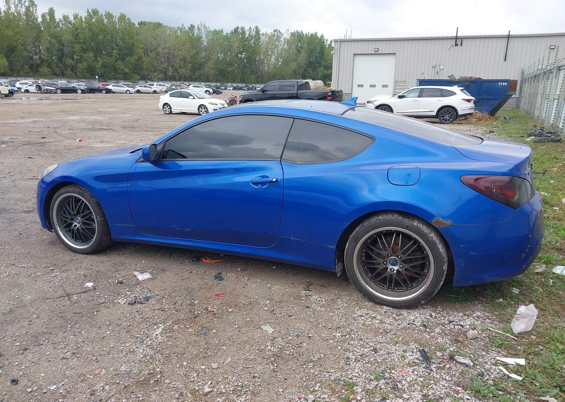 2010 HYUNDAI GENESIS