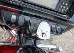 2012 HARLEY-DAVIDSON FLHTC ELECTRA GLIDE CLASSIC