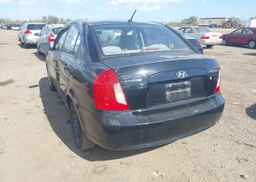 2010 HYUNDAI ACCENT GL