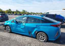 2019 TOYOTA PRIUS