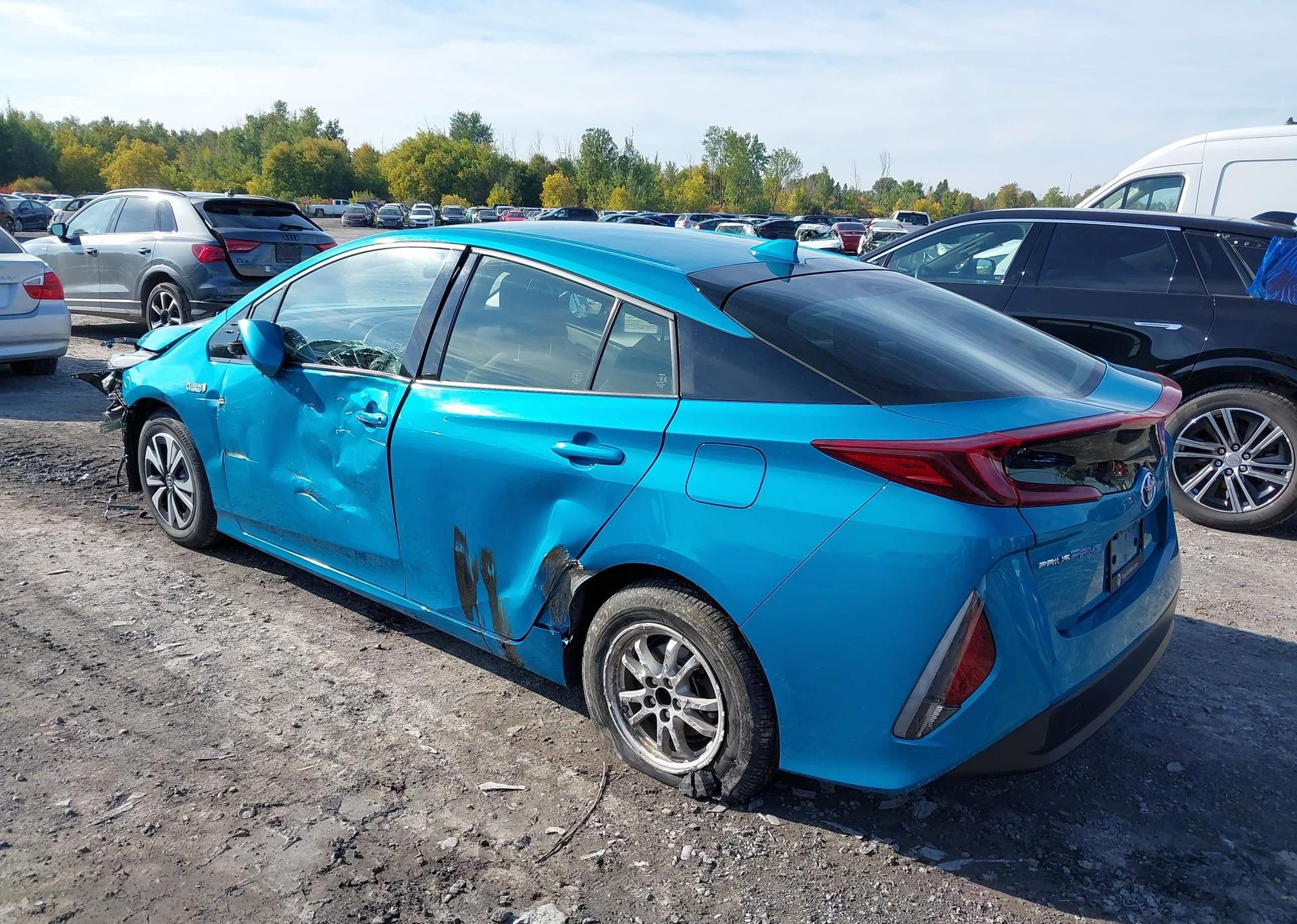 2019 TOYOTA PRIUS