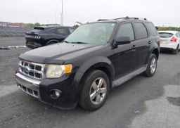 2010 FORD ESCAPE LIMITED