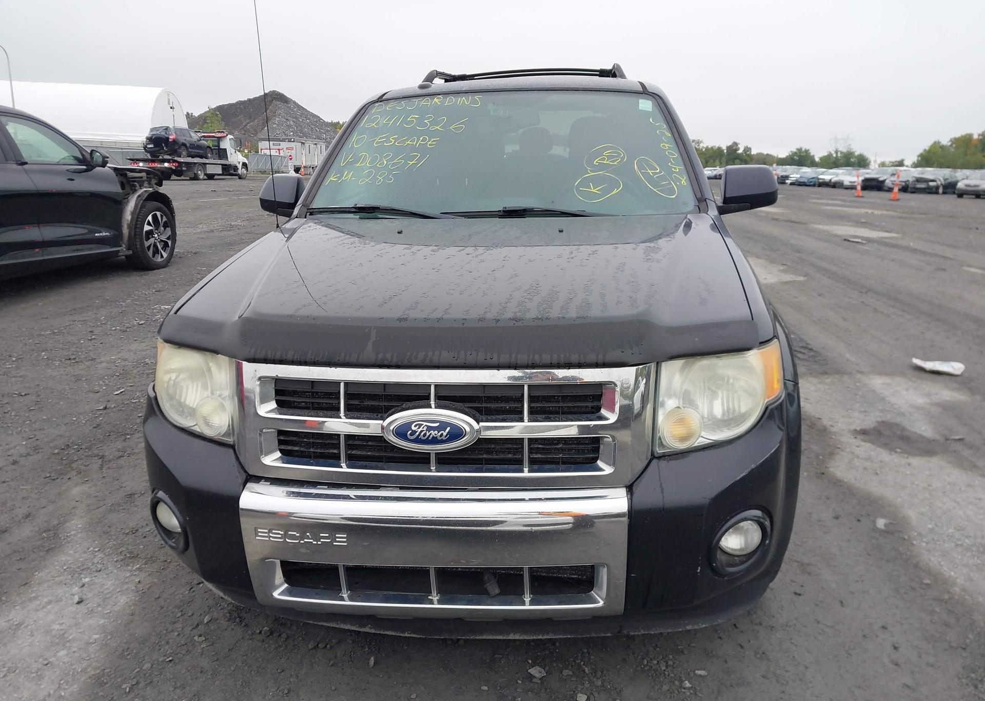 2010 FORD ESCAPE LIMITED