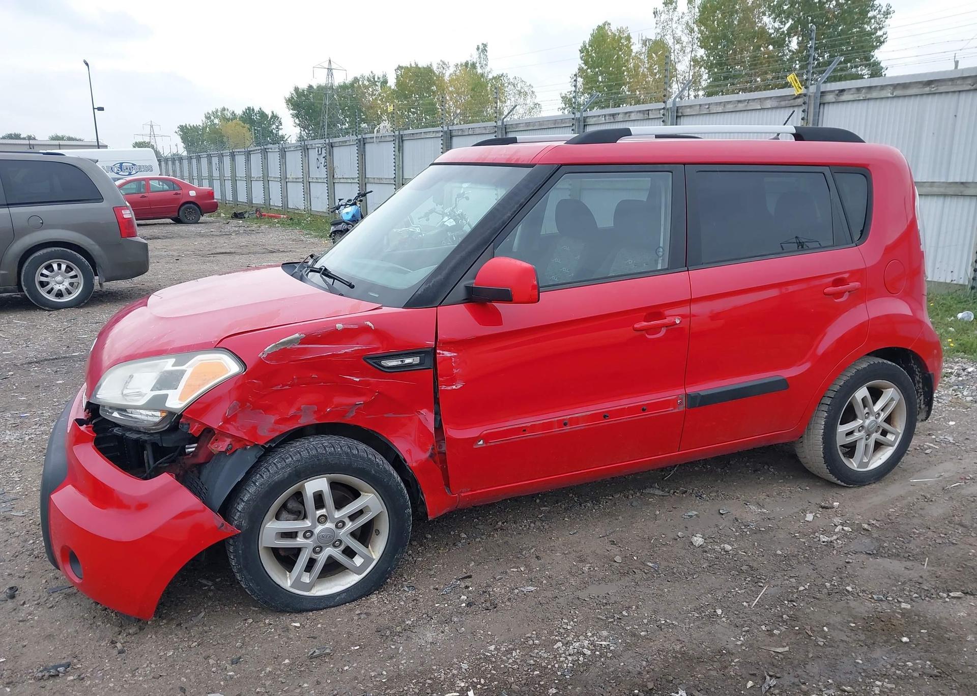 2011 KIA SOUL +