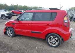 2011 KIA SOUL +