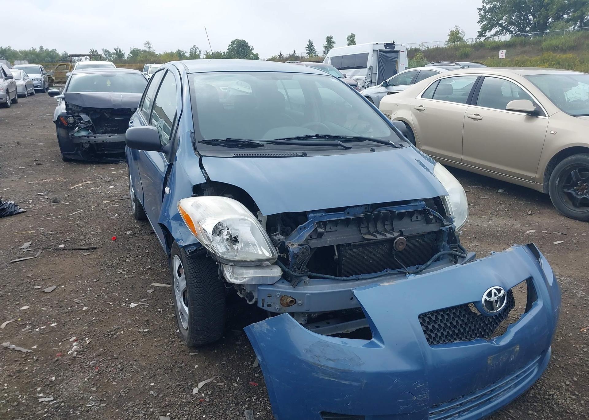 2007 TOYOTA YARIS LE