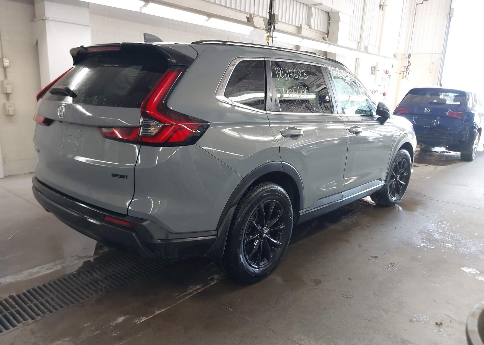 2023 HONDA CR-V