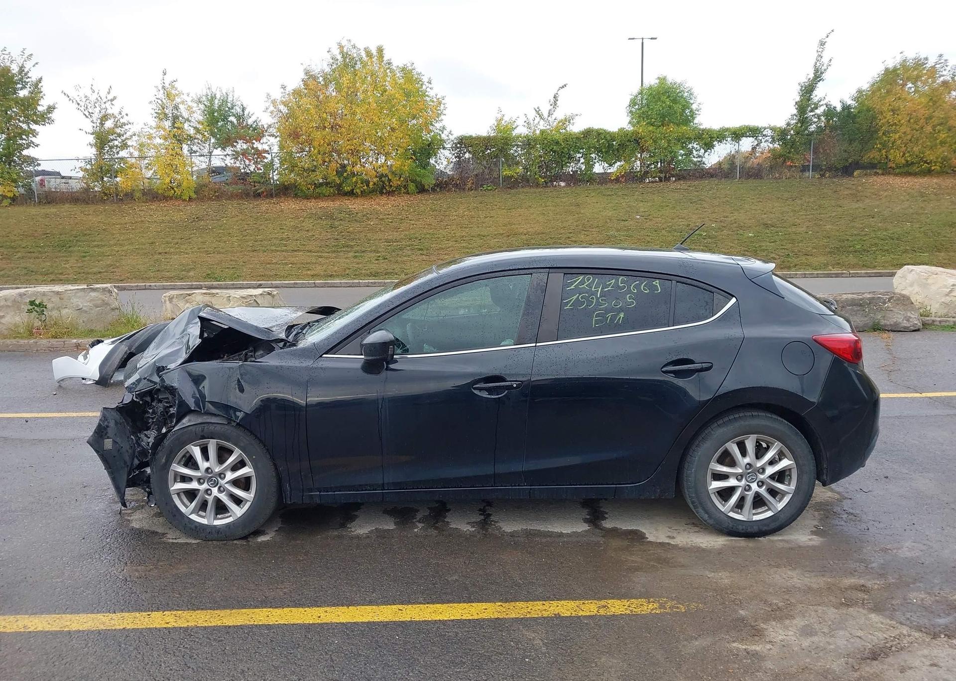 2015 MAZDA MAZDA3 GS