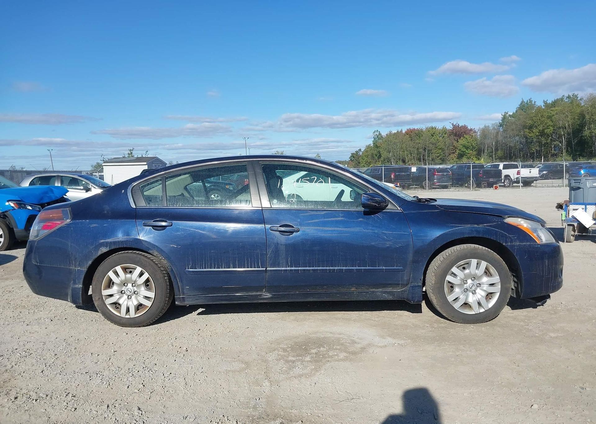 2012 NISSAN Altima S
