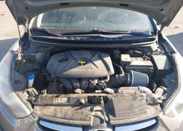 2013 HYUNDAI ELANTRA GL