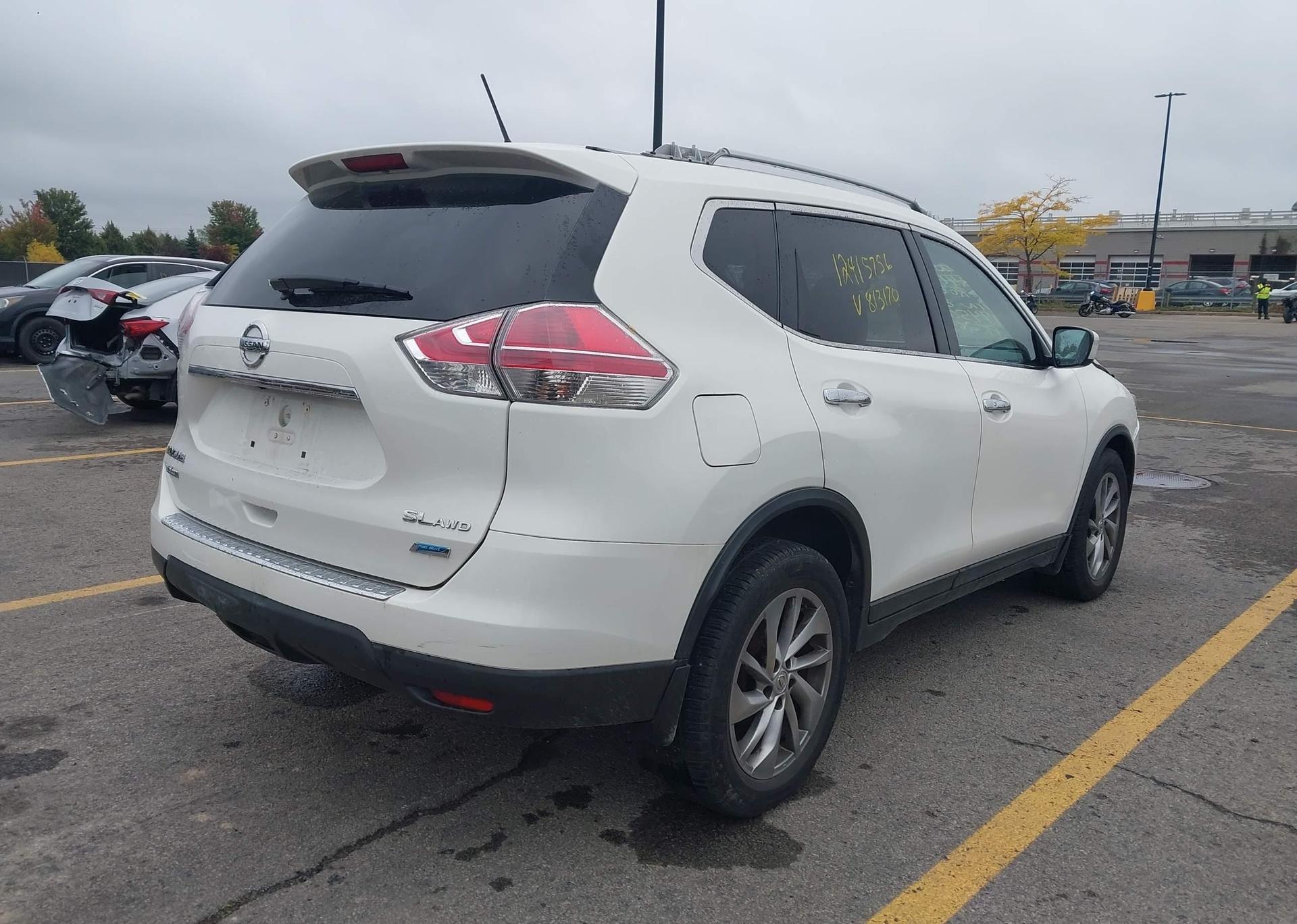 2014 NISSAN ROGUE S