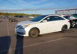 2014 HYUNDAI SONATA SE