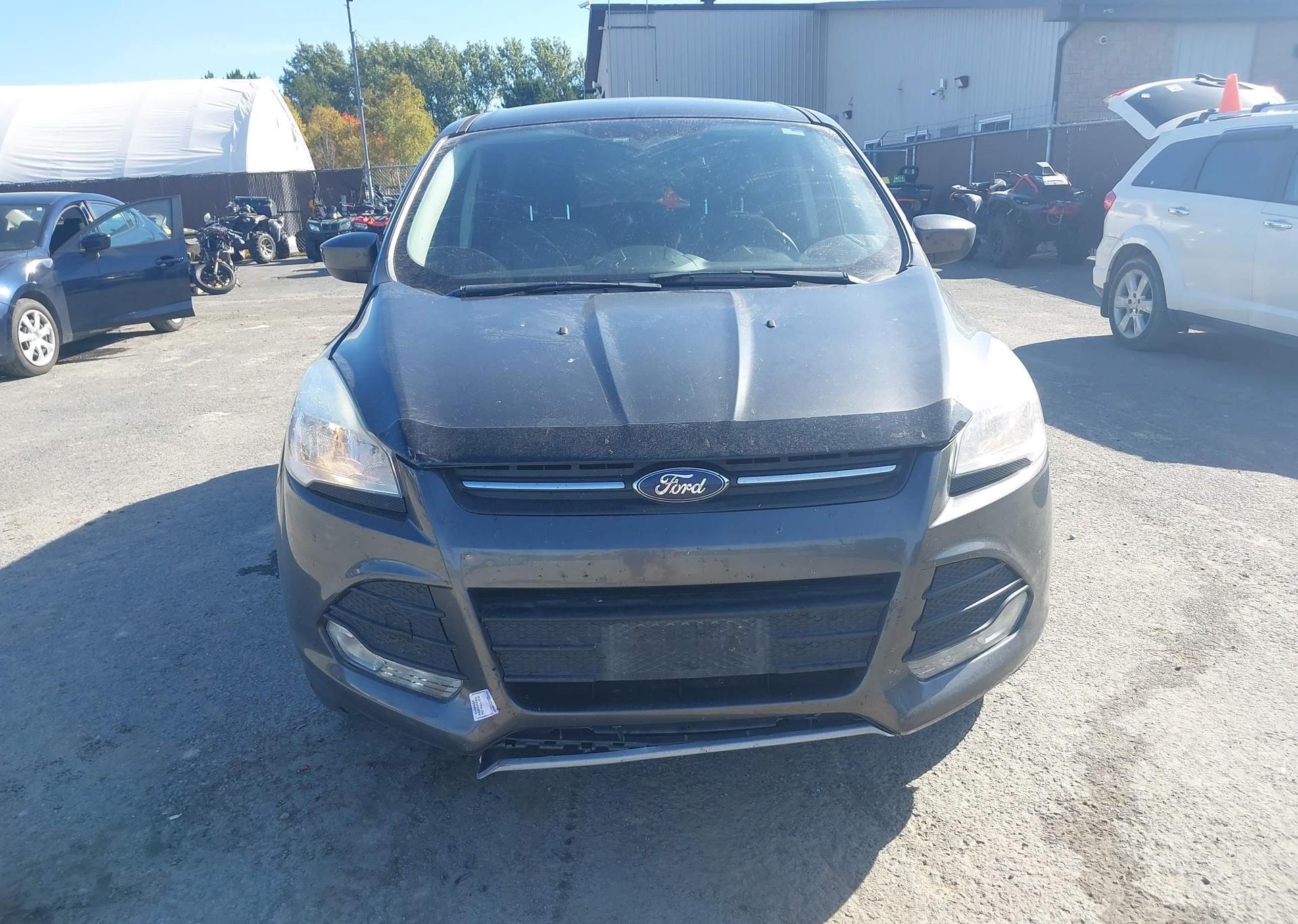 2015 FORD ESCAPE SE