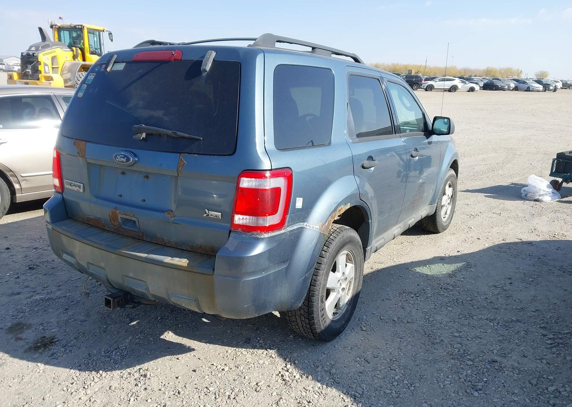 2010 FORD ESCAPE XLT
