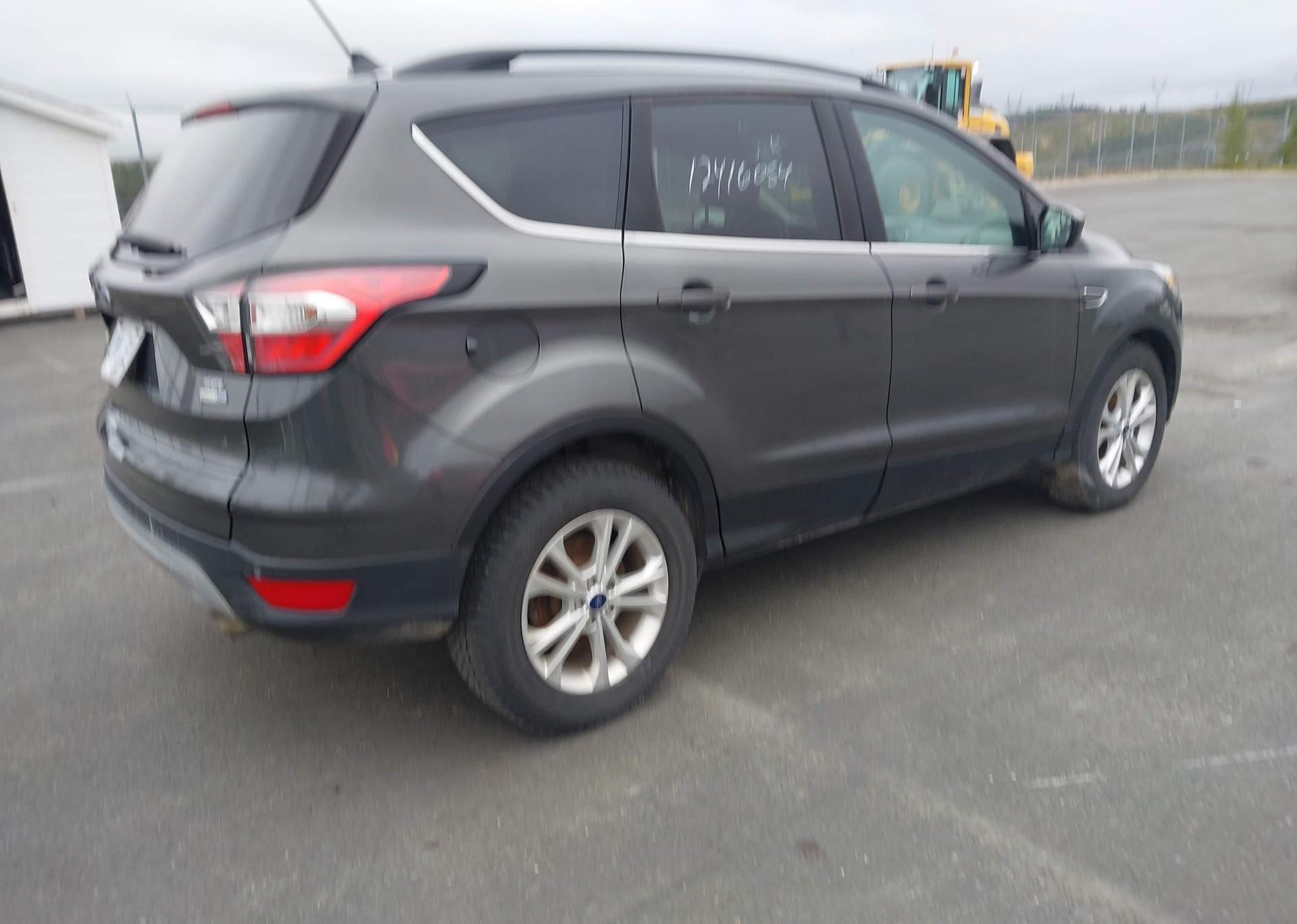 2018 FORD ESCAPE SEL