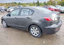 2013 MAZDA 3 I