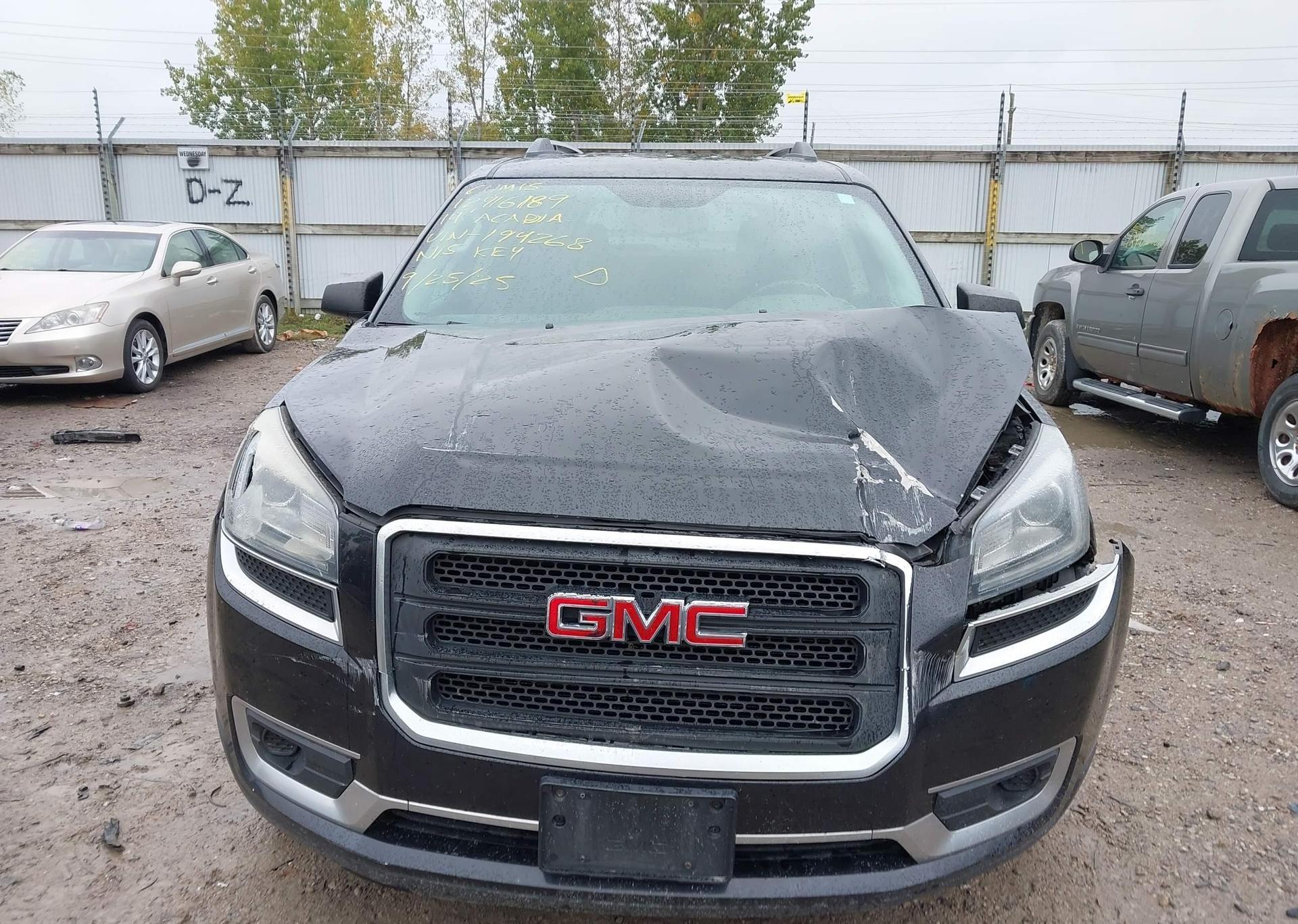 2014 GMC ACADIA SLE1