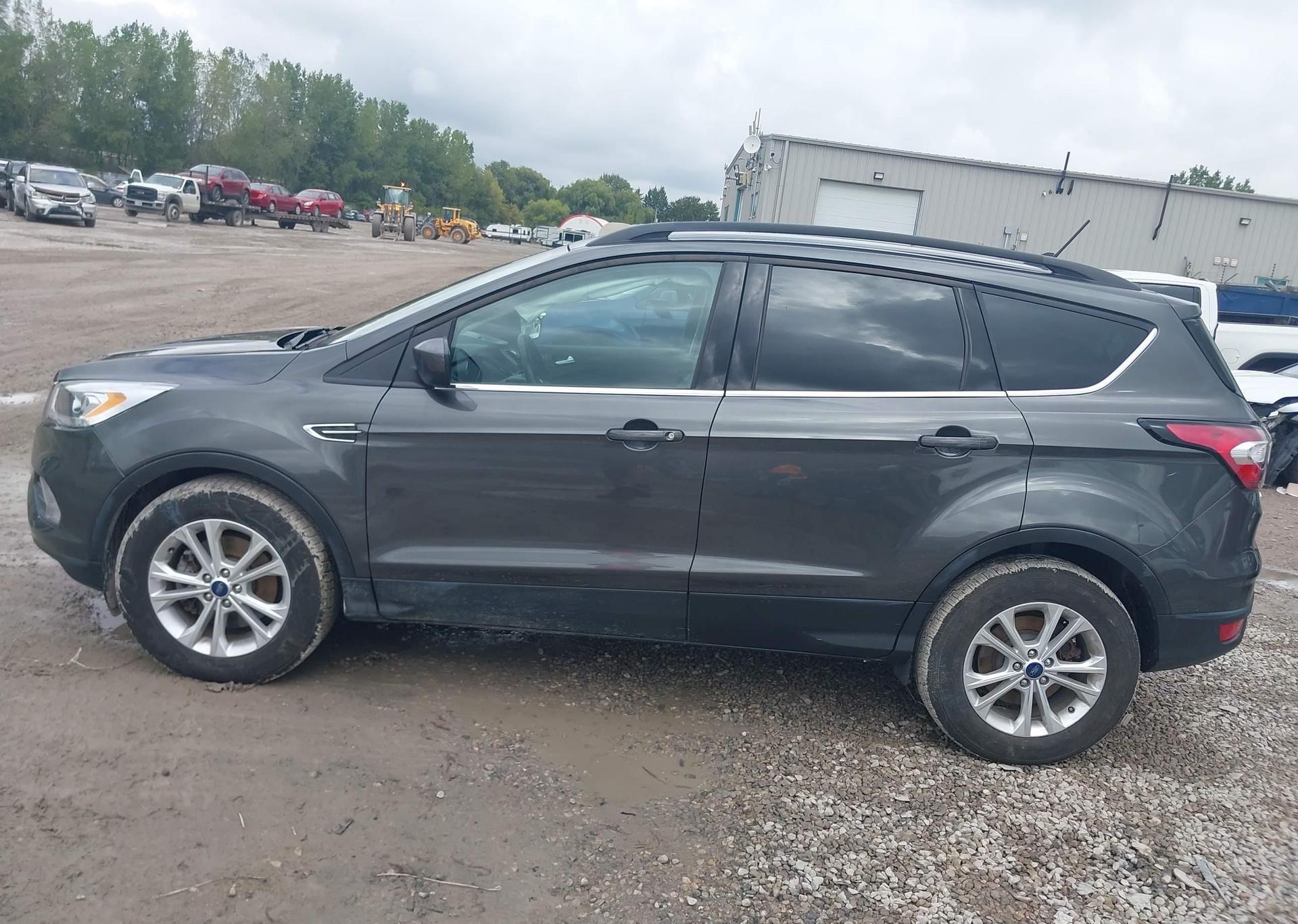 2018 FORD ESCAPE SEL
