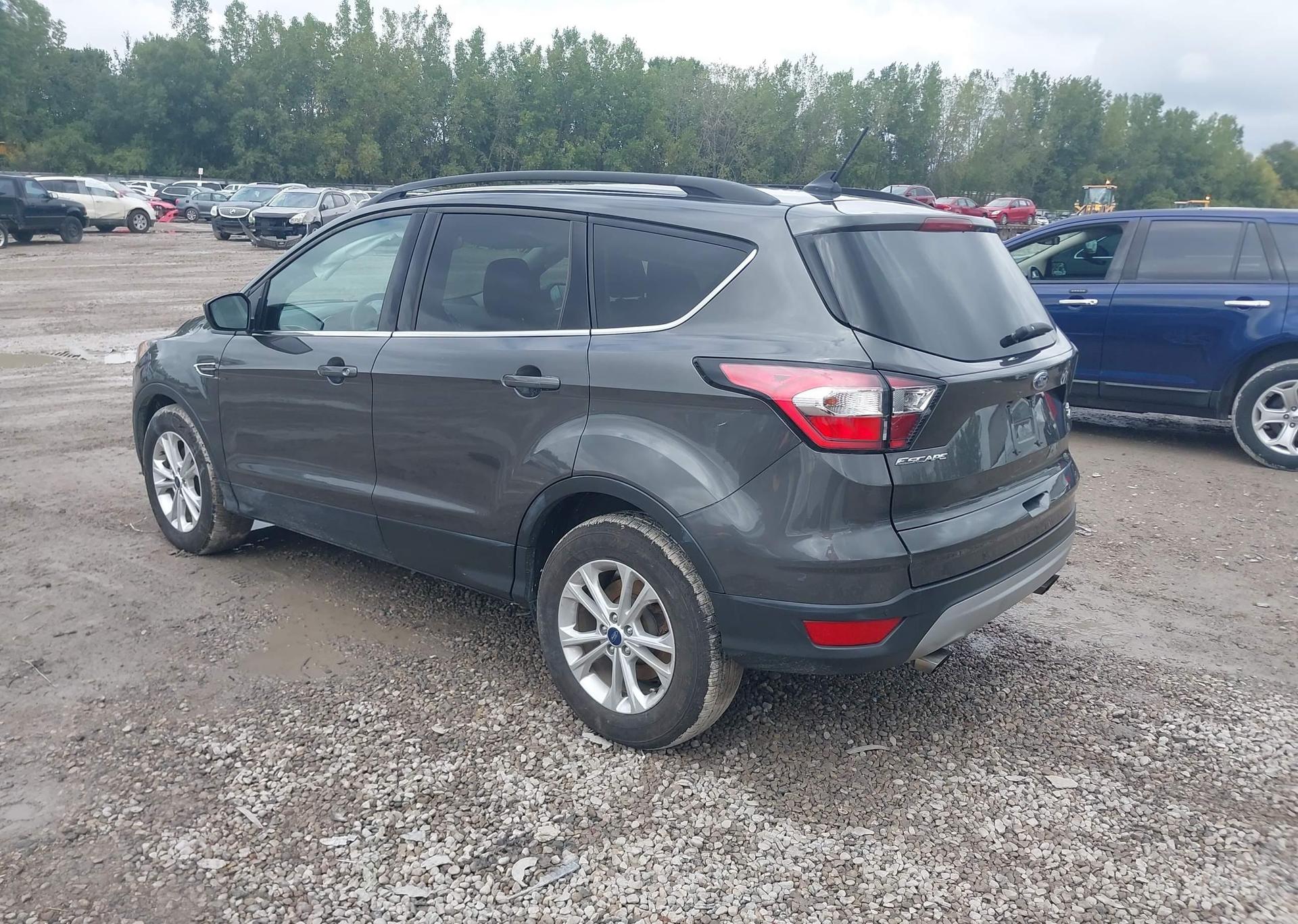 2018 FORD ESCAPE SEL