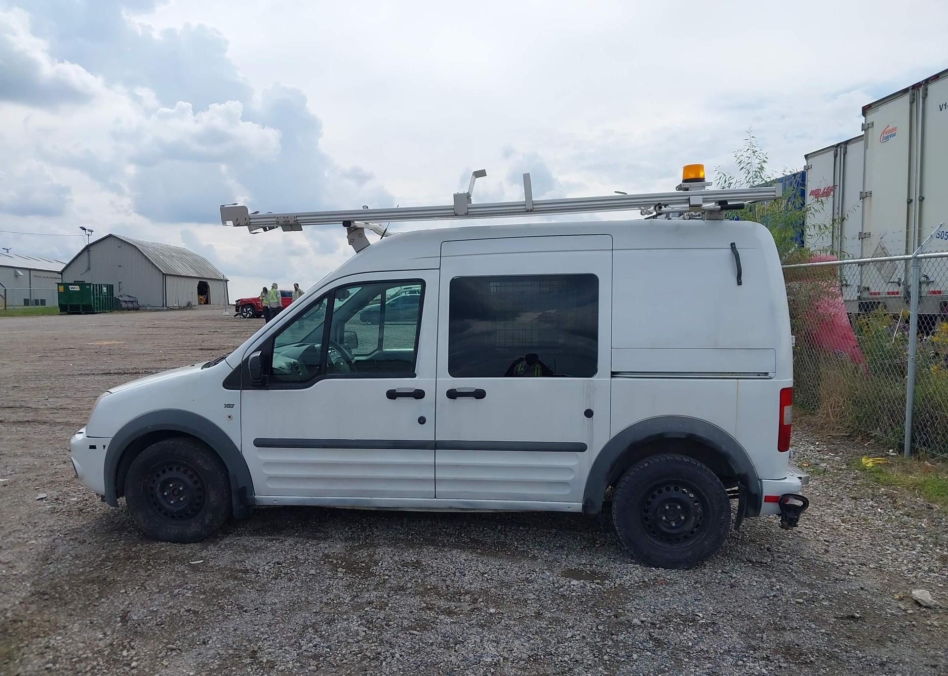 2011 FORD TRANSIT CONNECT XLT