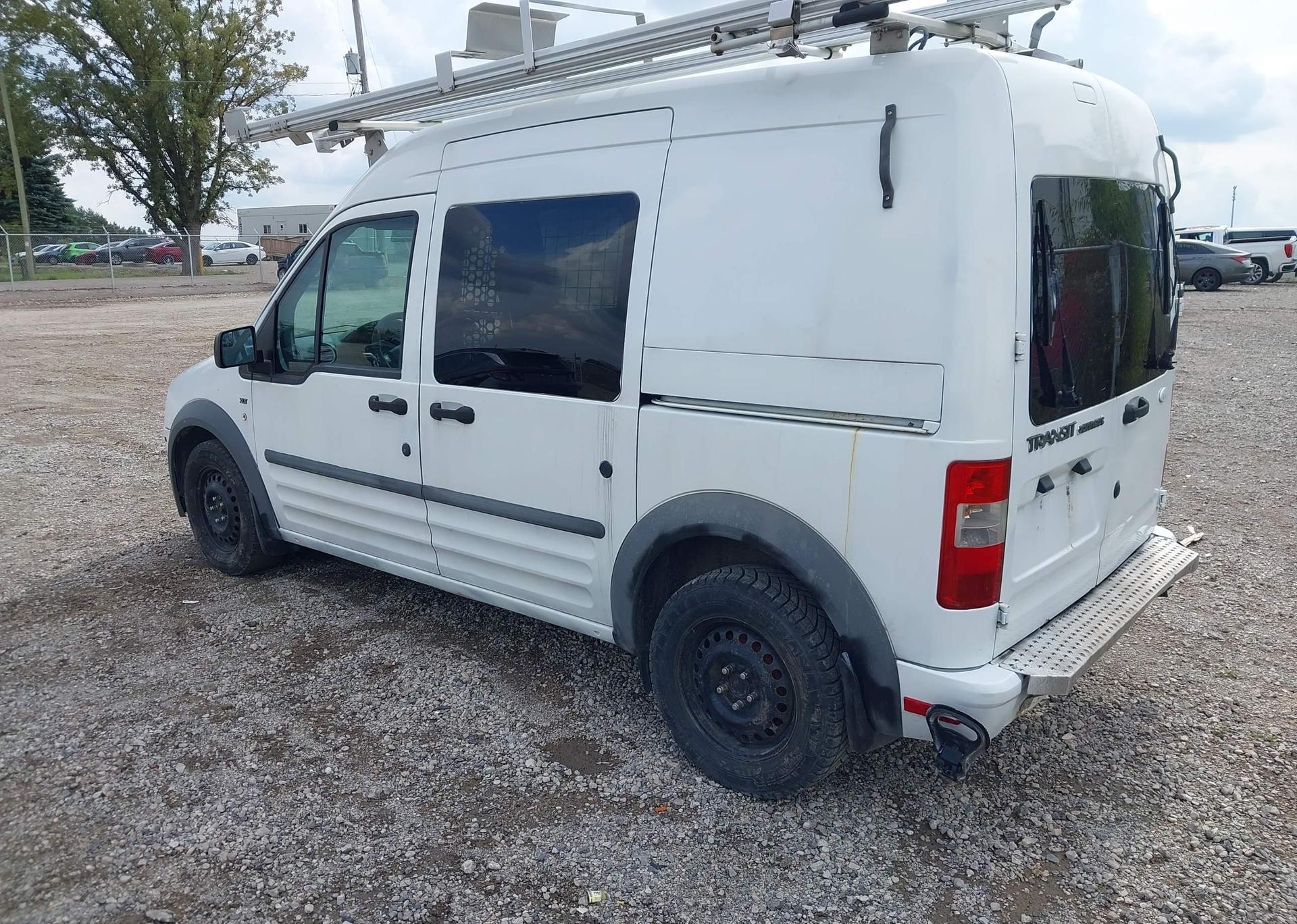 2011 FORD TRANSIT CONNECT XLT