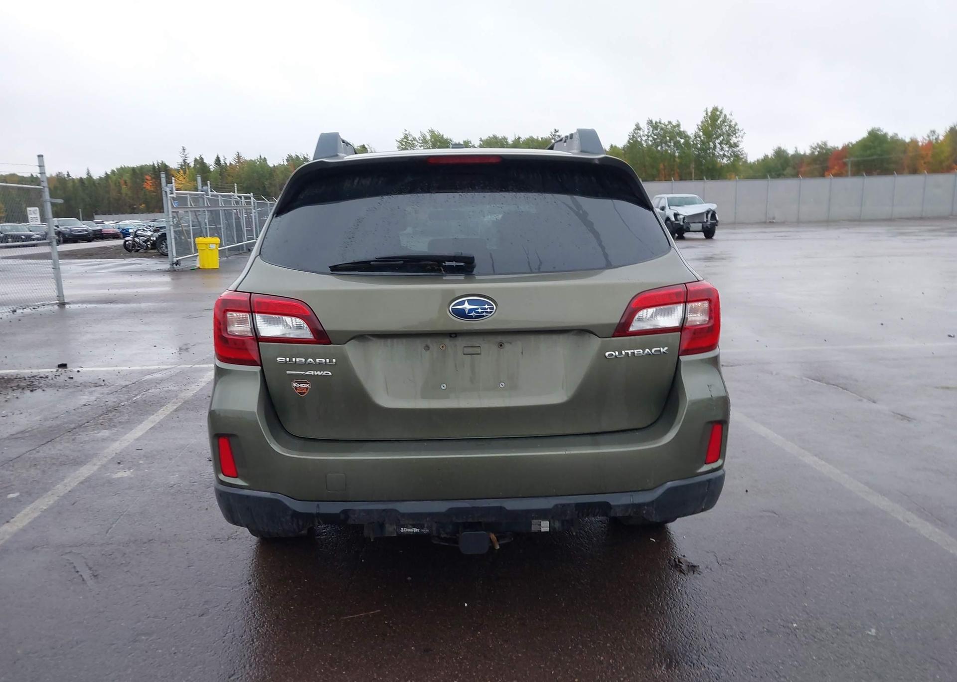 2015 SUBARU OUTBACK 2.5I