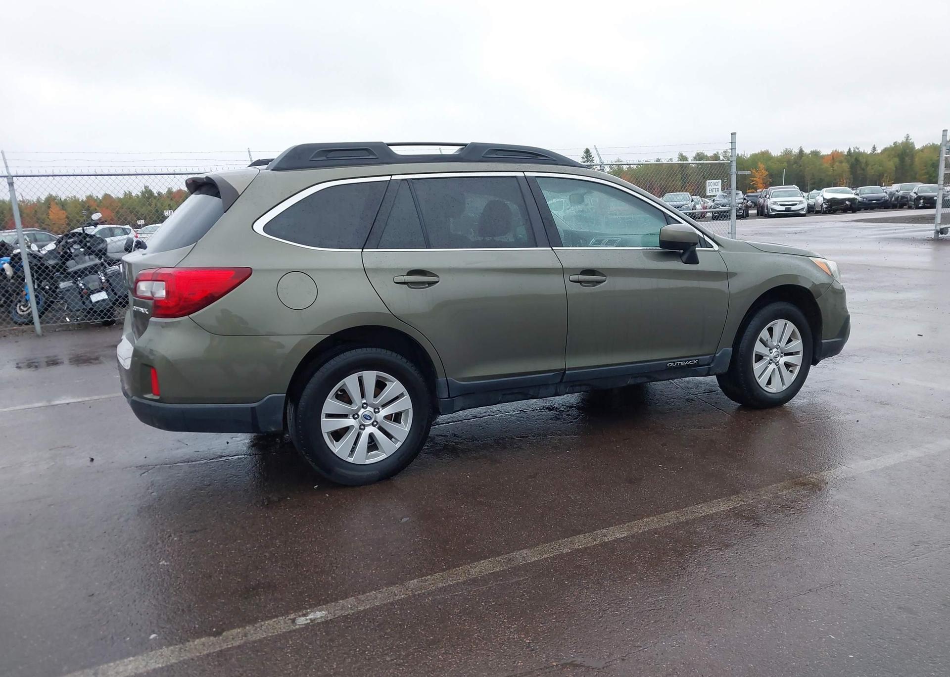 2015 SUBARU OUTBACK 2.5I