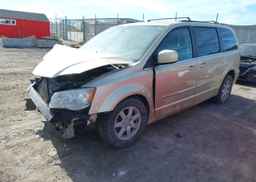 2011 CHRYSLER TOWN & COUNTRY TOURING