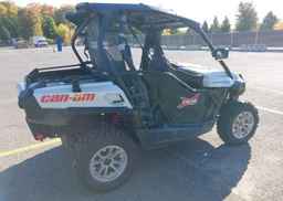 2015 CAN-AM COMMANDER 800R XT