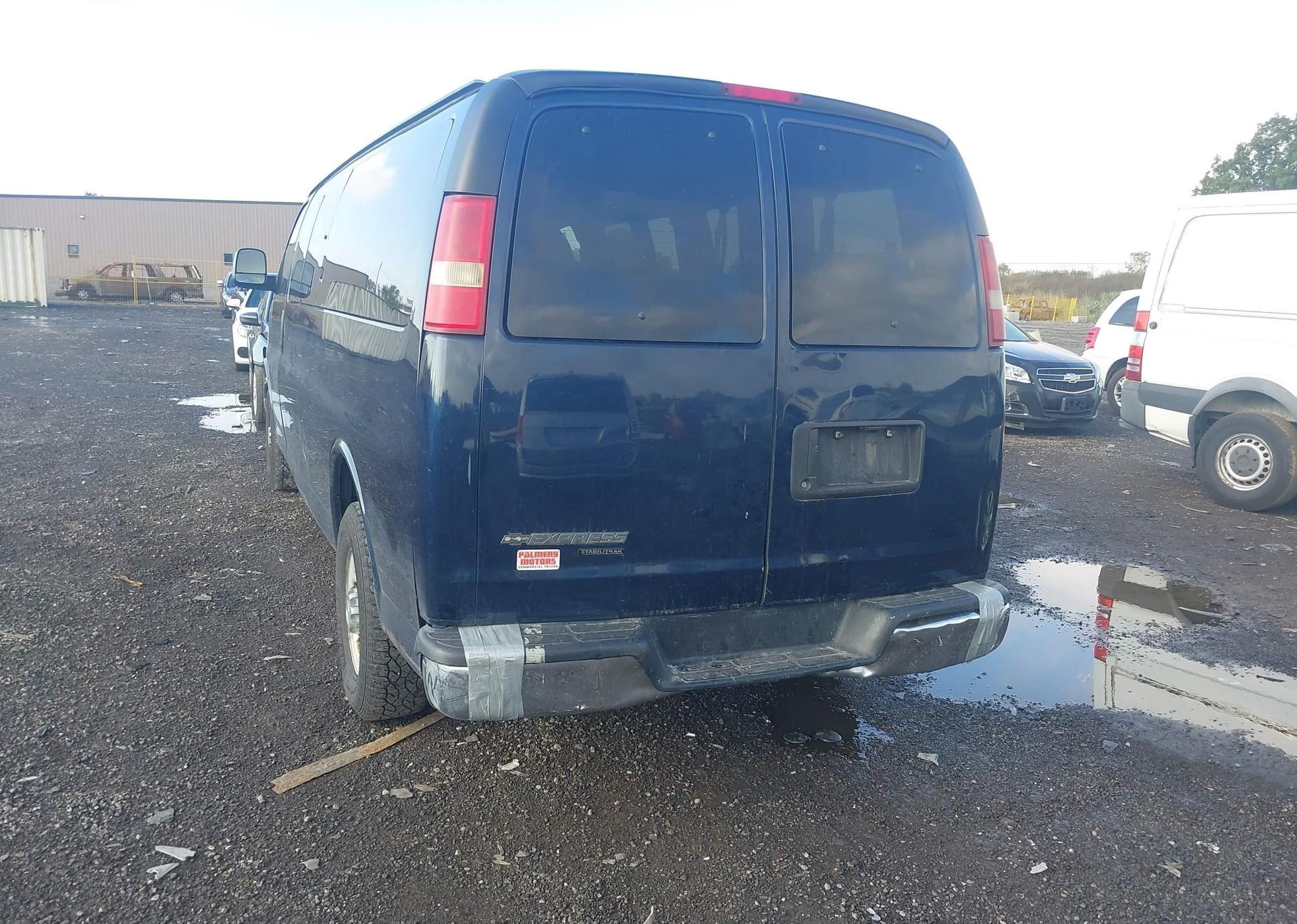 2014 CHEVROLET EXPRESS G3500 LT