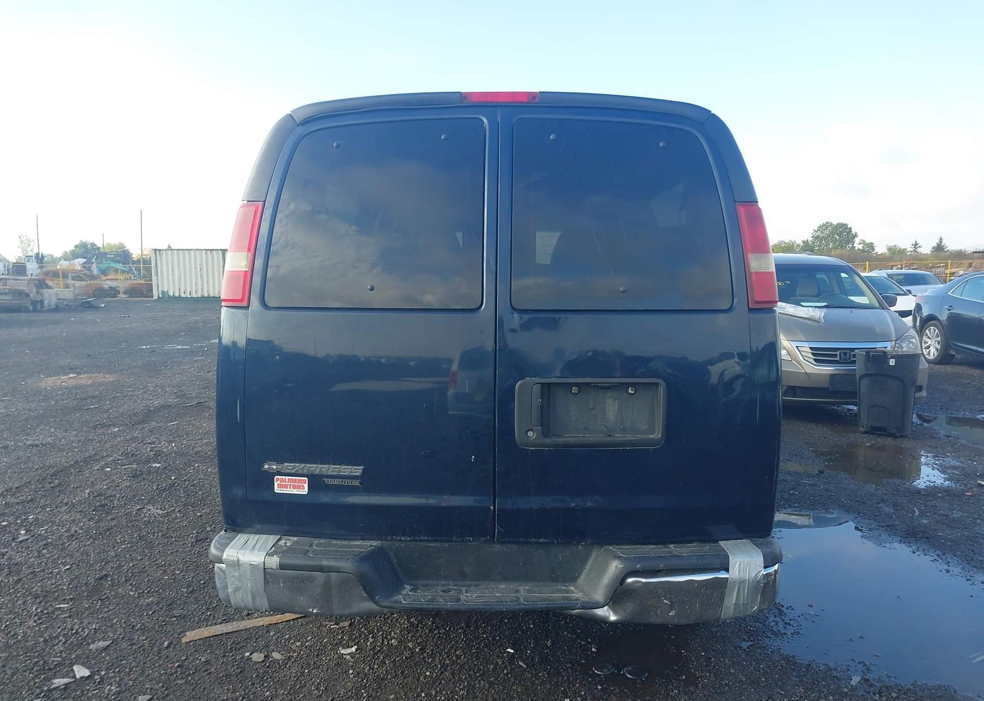 2014 CHEVROLET EXPRESS G3500 LT