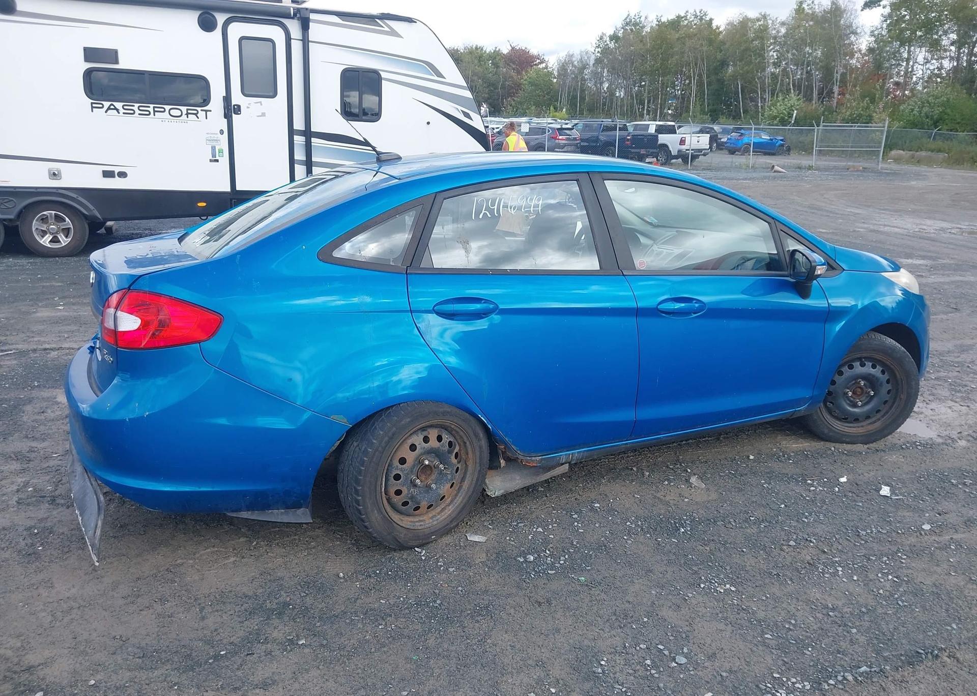 2012 FORD FIESTA SE
