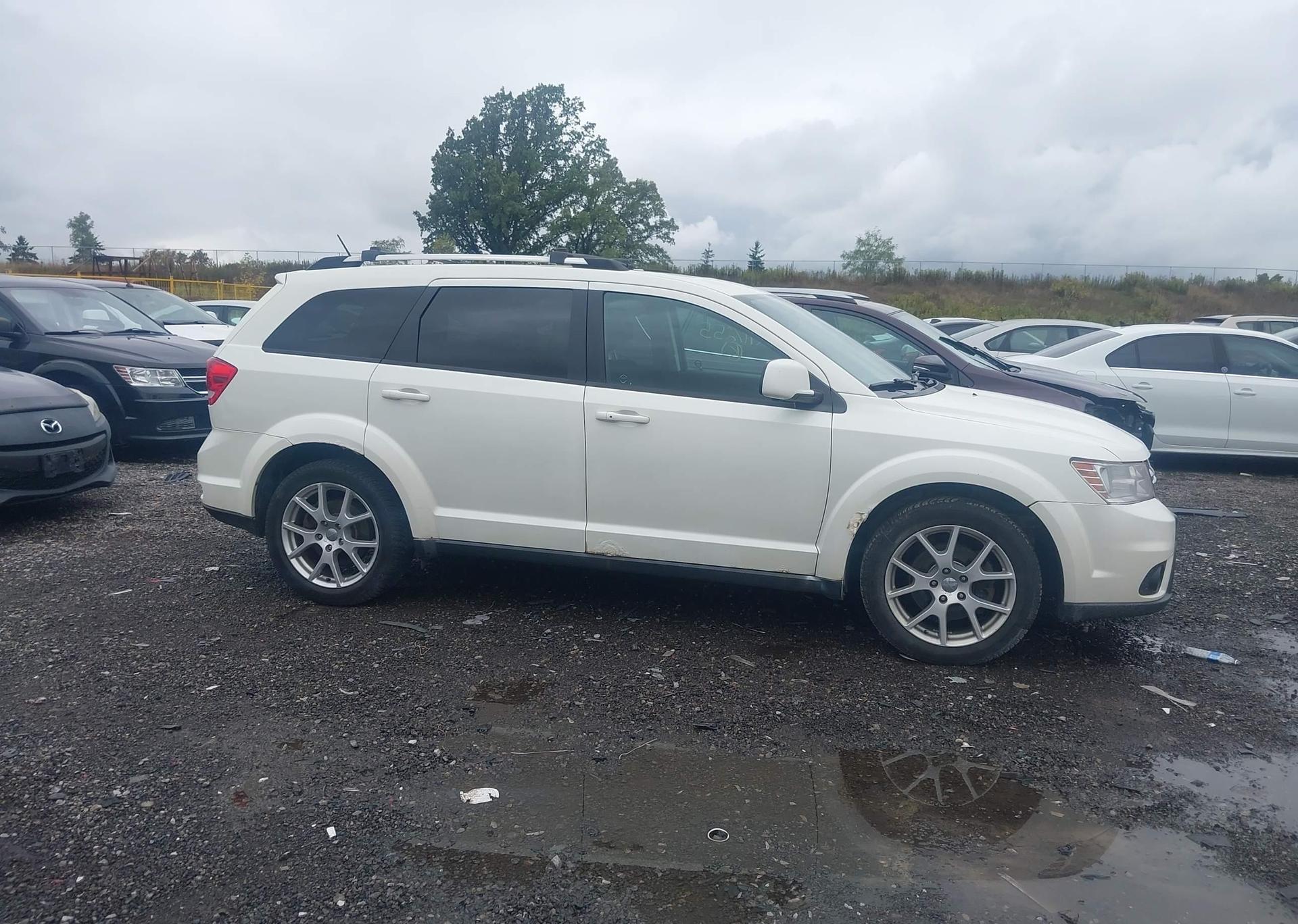 2014 DODGE JOURNEY SXT