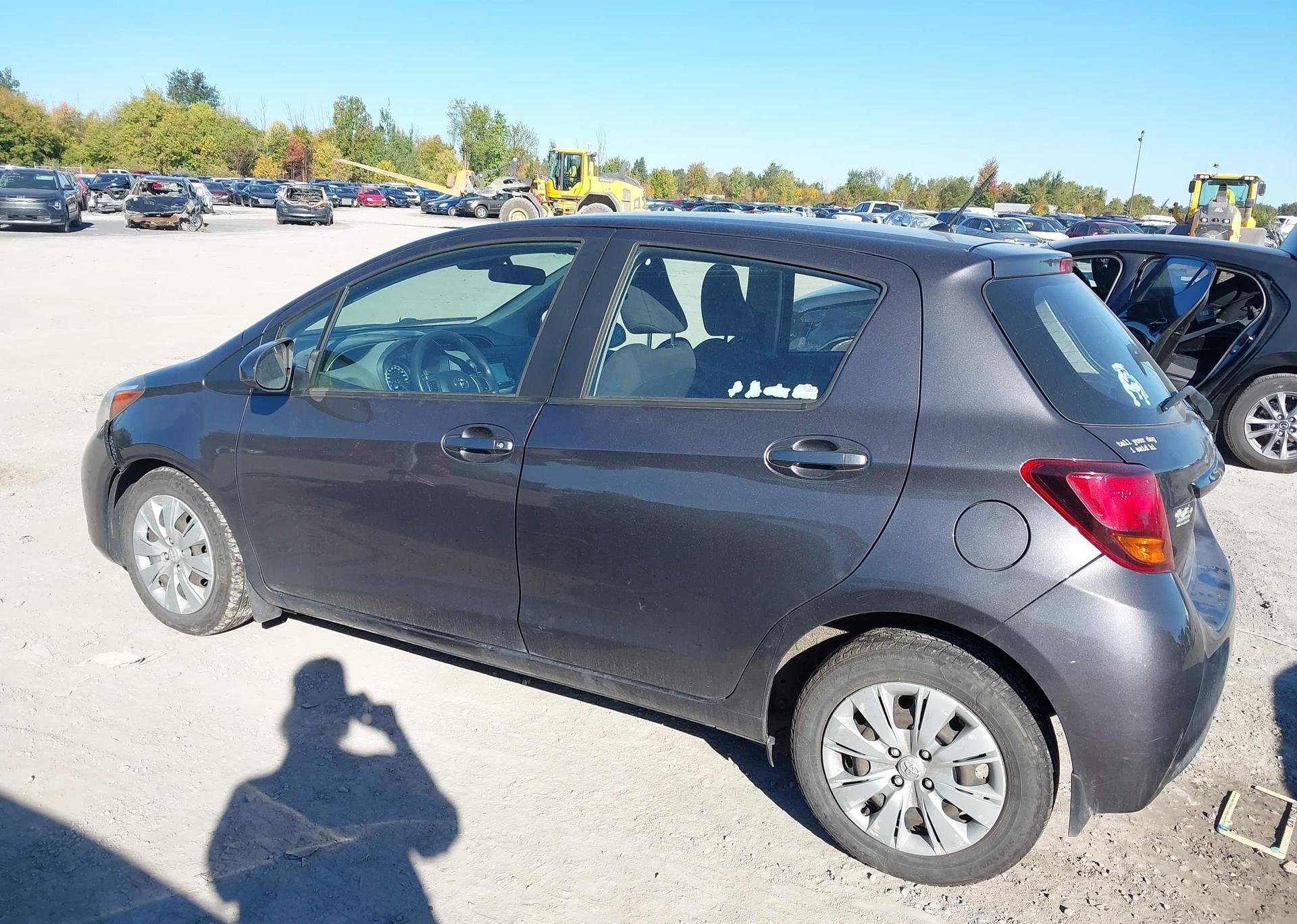 2017 TOYOTA YARIS