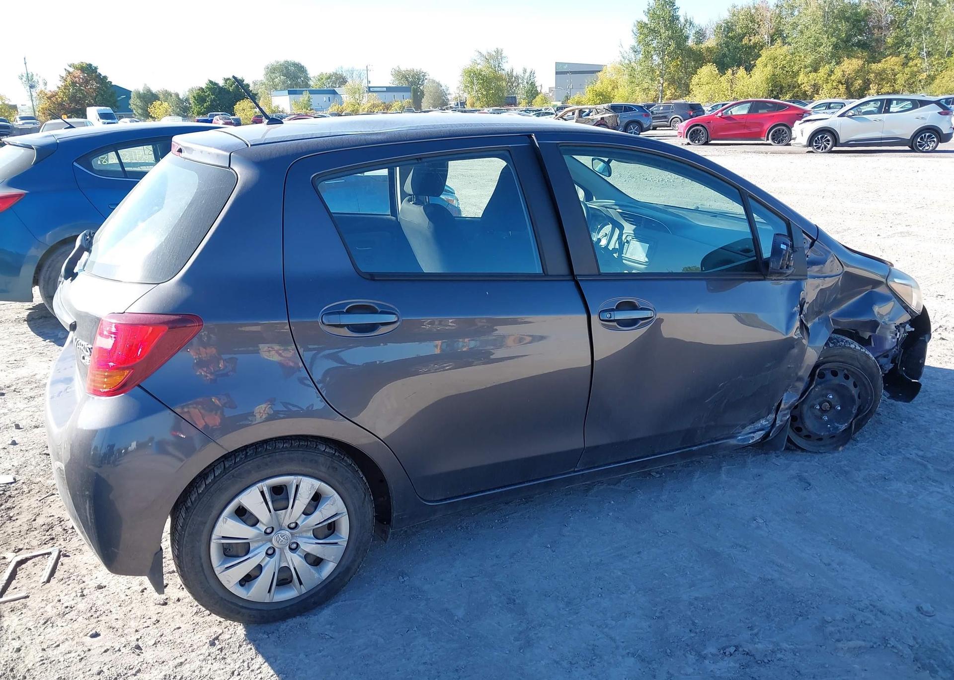 2017 TOYOTA YARIS