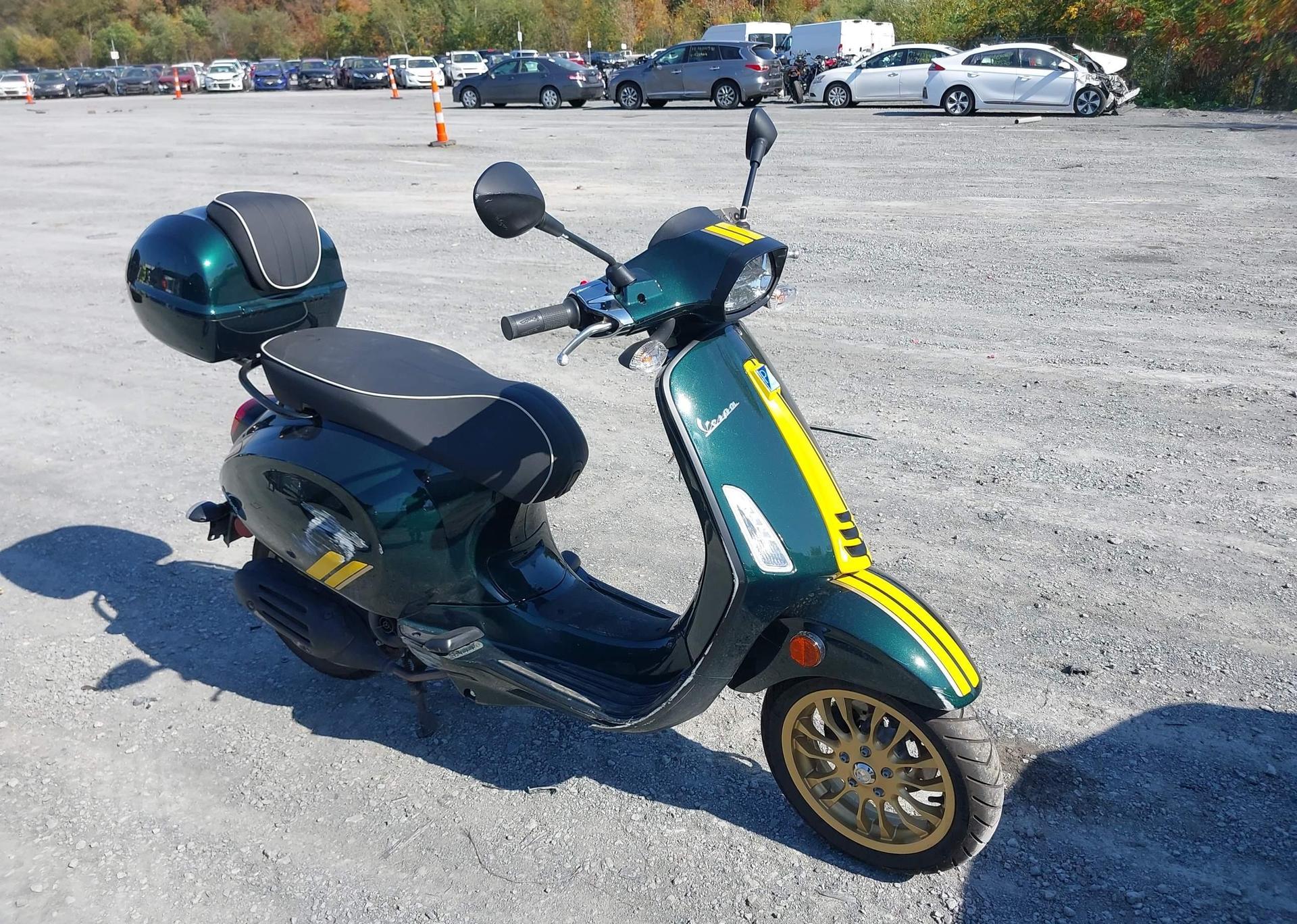 2022 VESPA PRIMAVERA