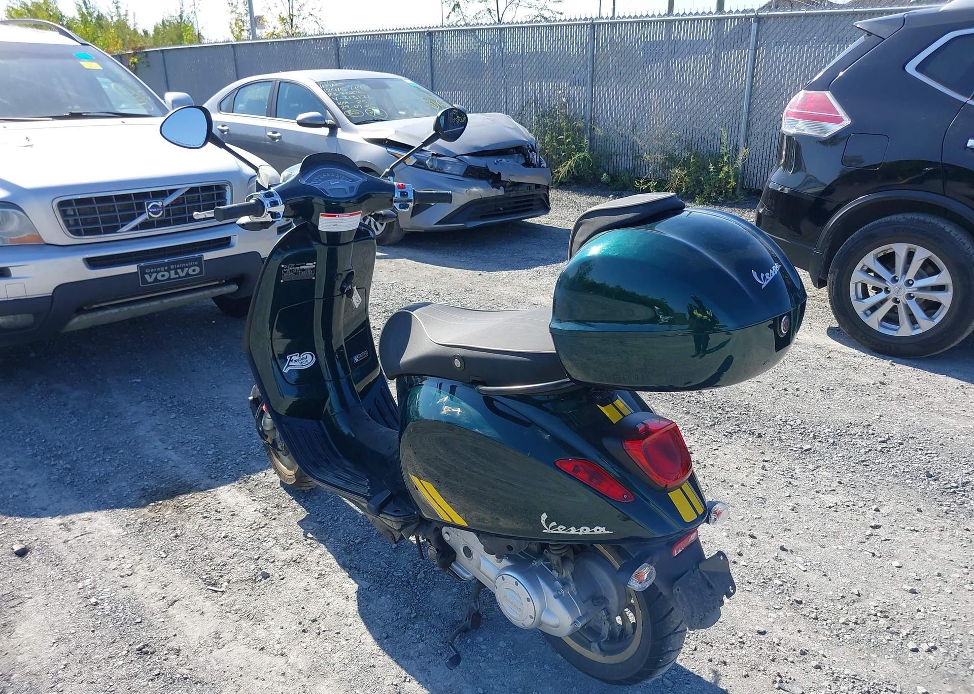 2022 VESPA PRIMAVERA