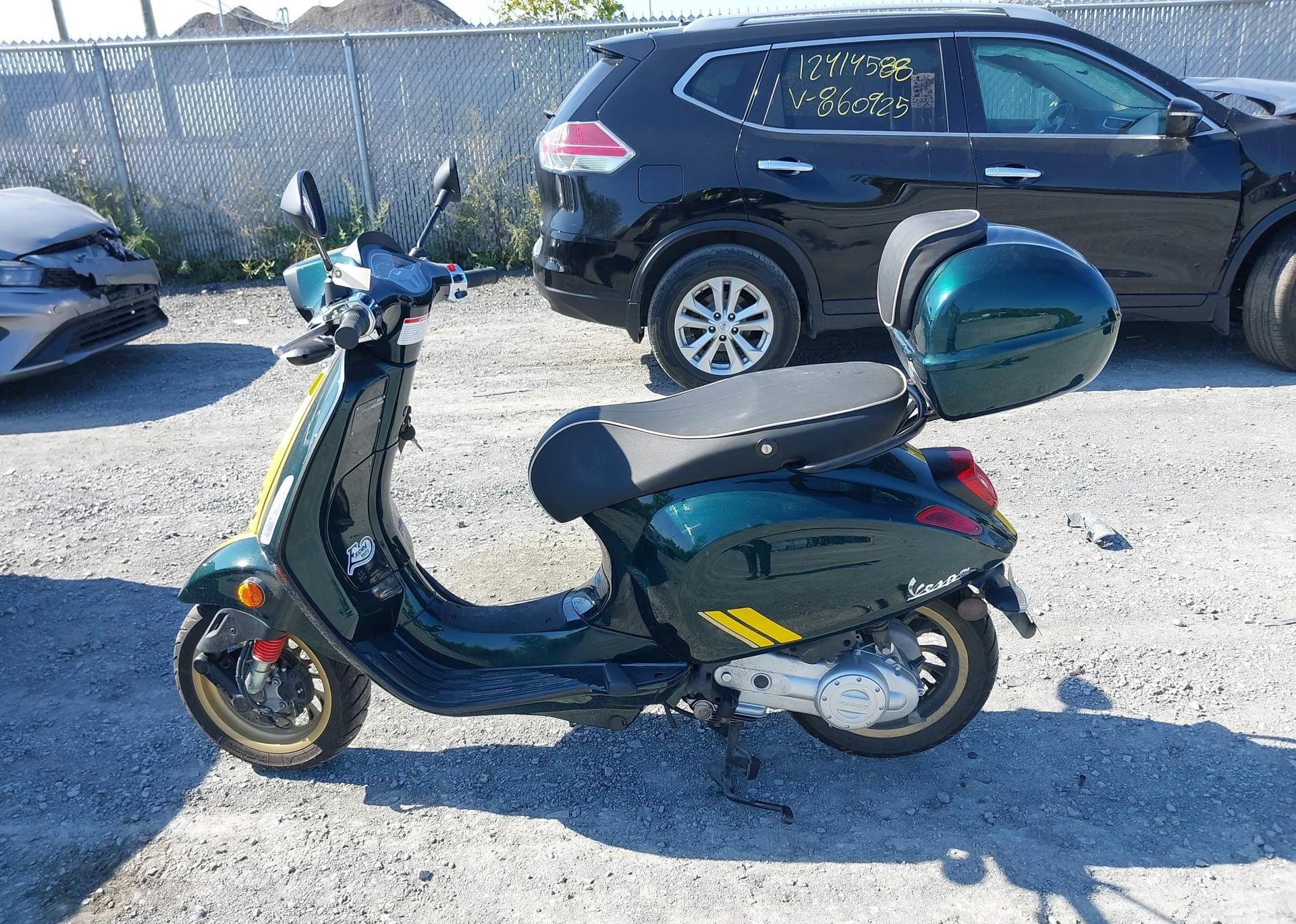 2022 VESPA PRIMAVERA