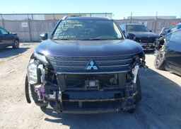 2022 MITSUBISHI OUTLANDER LE