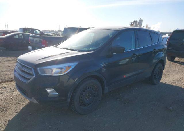 2017 FORD ESCAPE SE