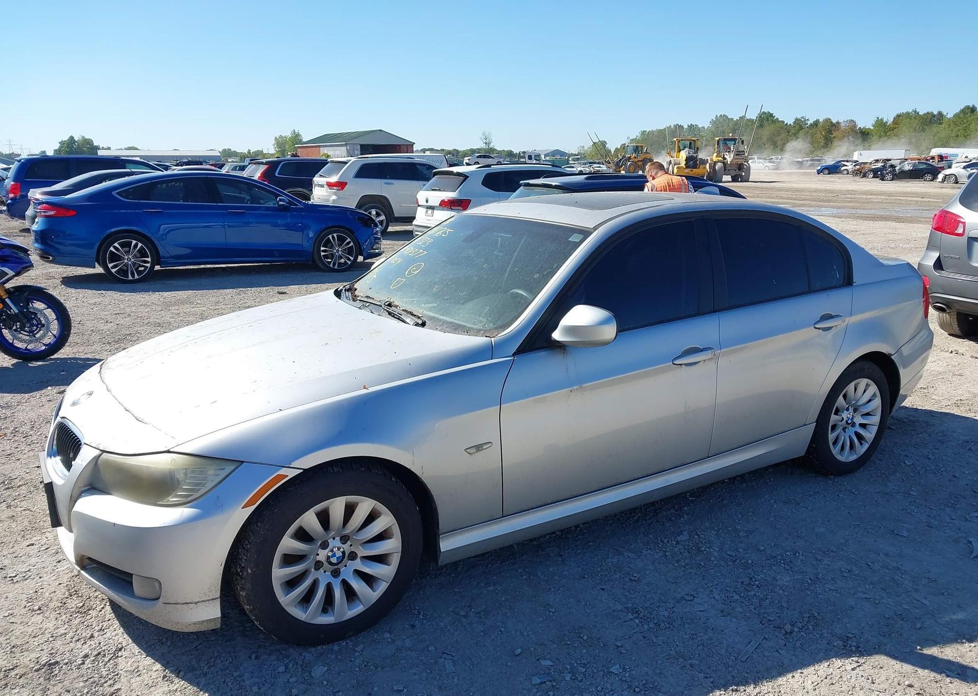 2009 BMW 323 I