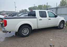 2017 NISSAN FRONTIER SL