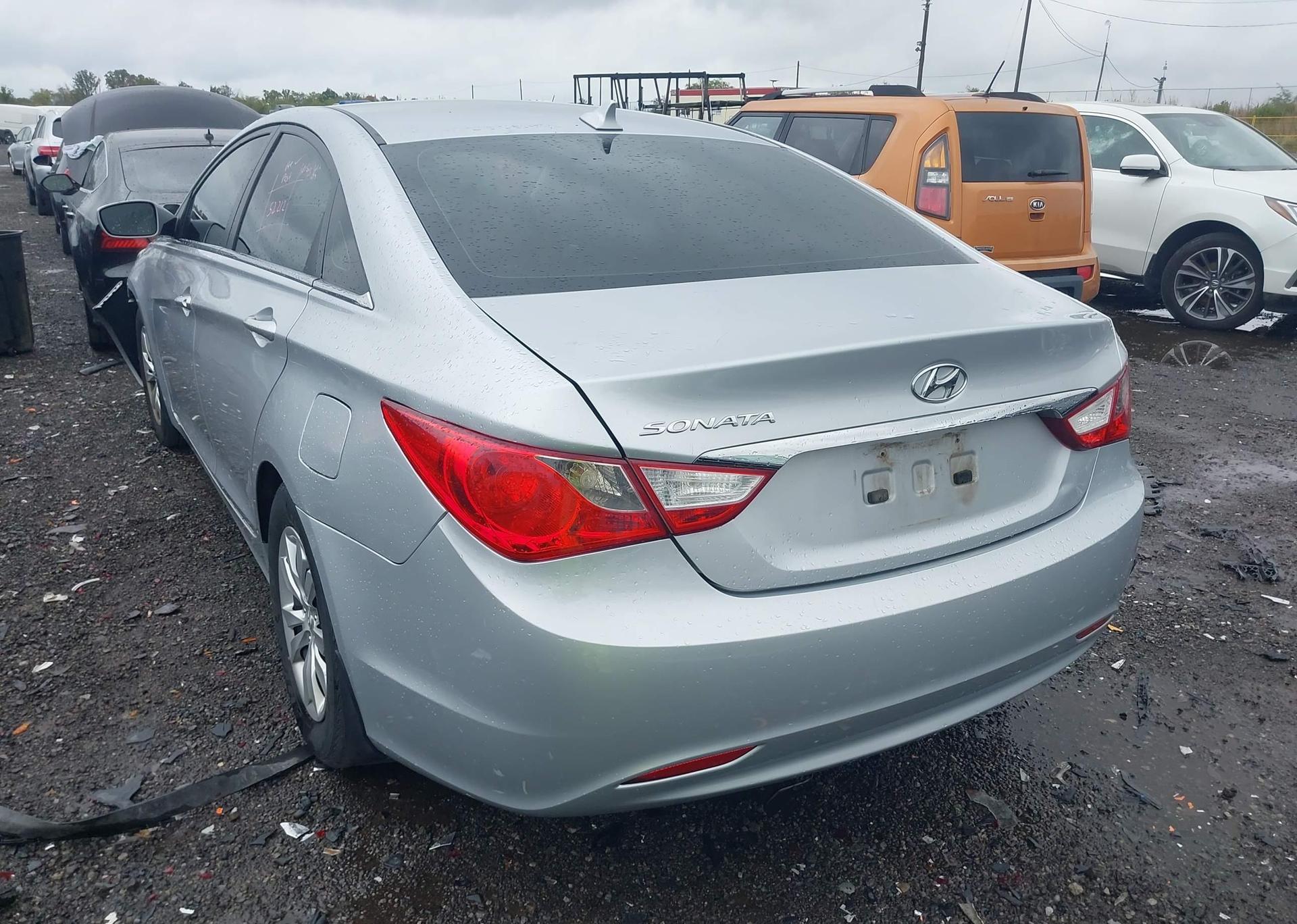 2012 HYUNDAI SONATA GLS