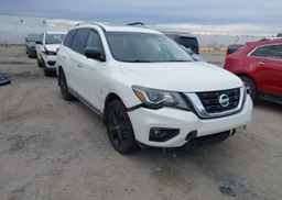 2017 NISSAN PATHFINDER PLATINUM