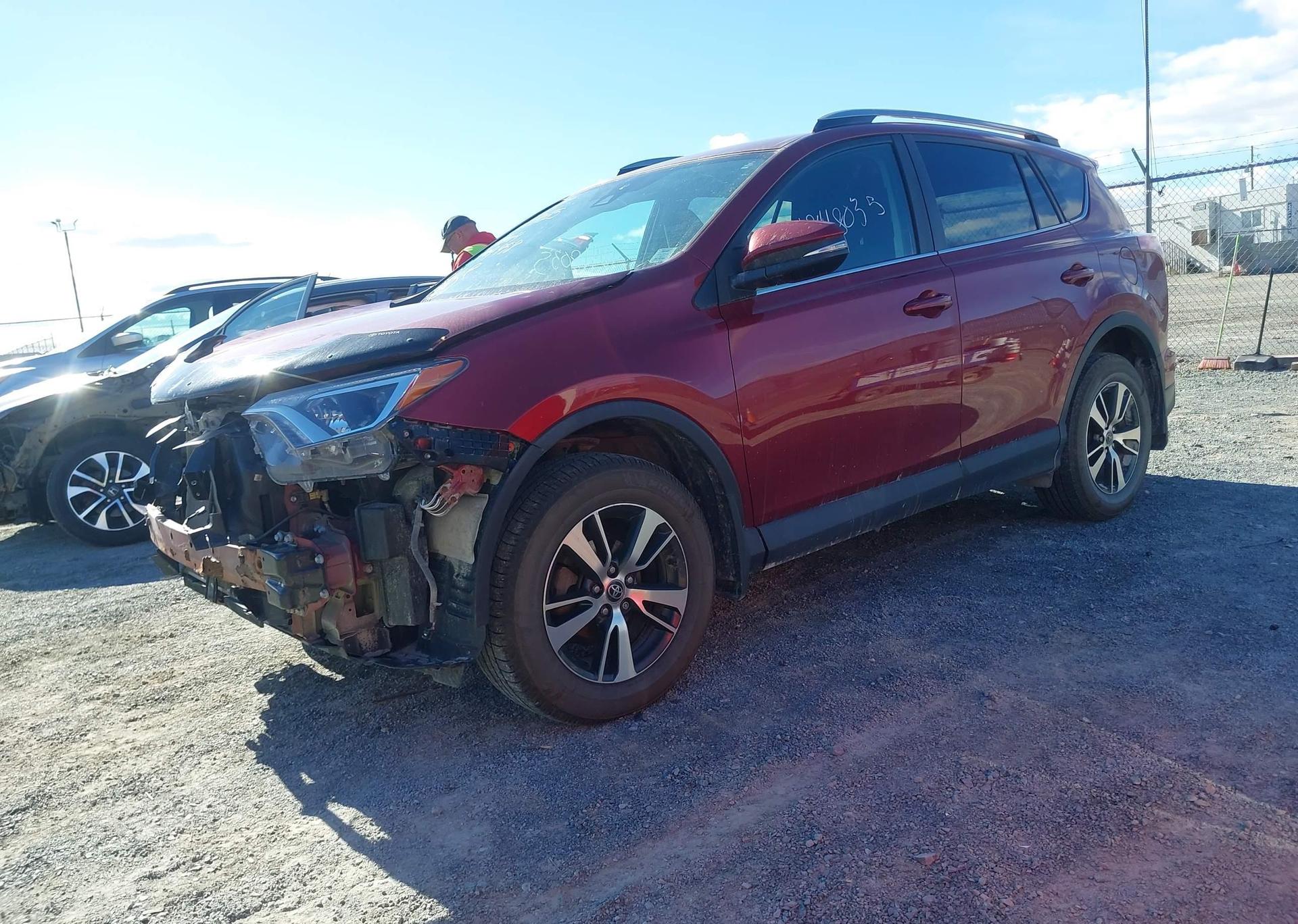 2018 TOYOTA RAV4 LE