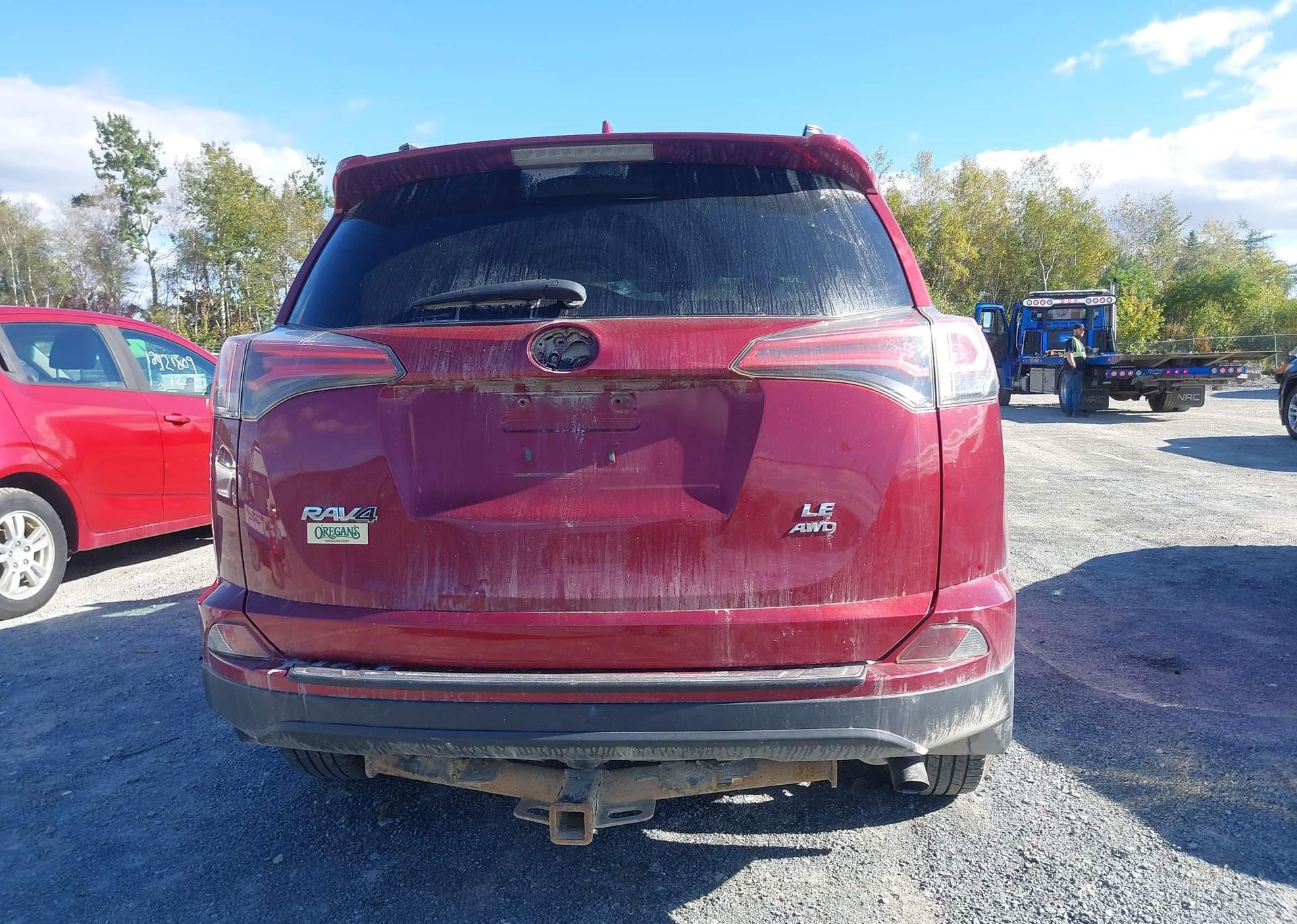 2018 TOYOTA RAV4 LE